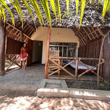 Ushongo Beach Bandas Pangani Exterior photo