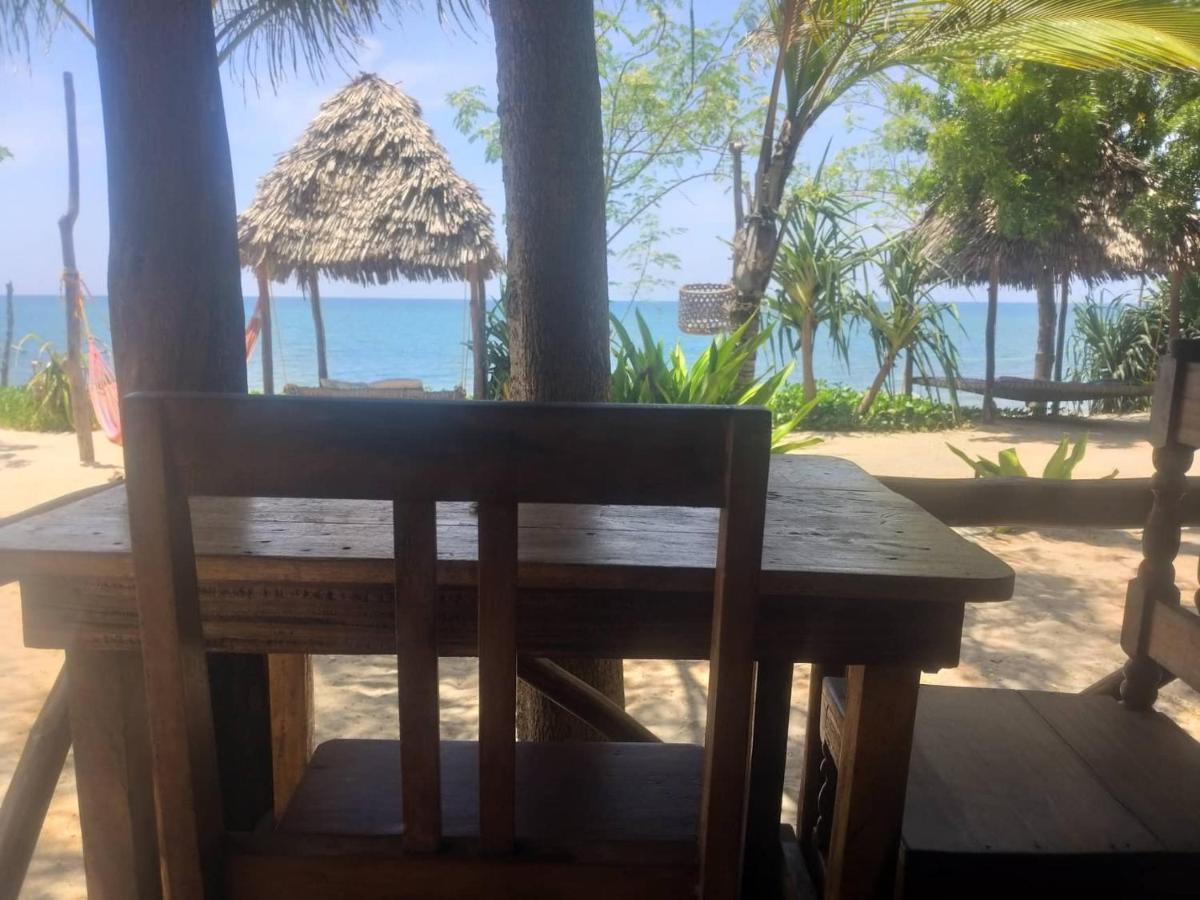 Ushongo Beach Bandas Pangani Exterior photo